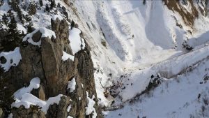 سقوط بهمن در کانادا با ۷ کشته و زخمی