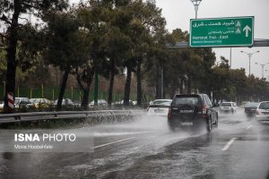 هشدار مدیریت بحران تهران نسبت به لغزندگی جاده‌ها در نواحی کوهستانی